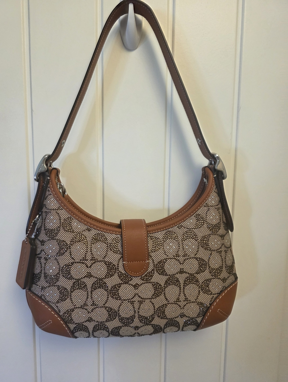 Coach Hamptons Hobo Bag In Crystal Signature Jacquard NWOT - Picture 14 of 16